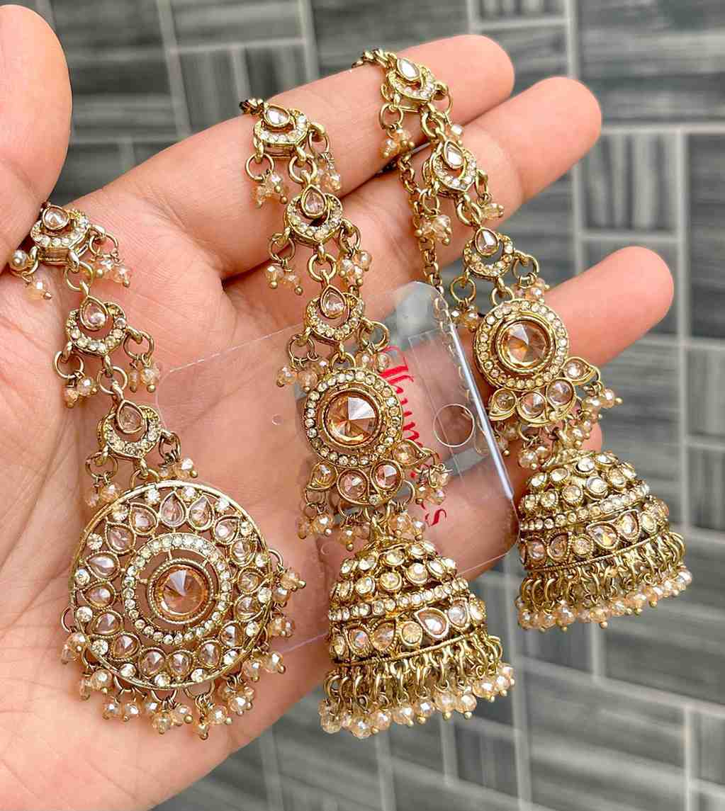 Beautiful Premium Quality Reverse Ad Stone Work Pakistani  Look Kan Chain Jhumki And Tika....